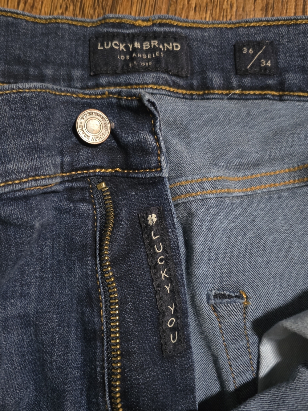 Lucky Brand Men’s Blue Denim Jeans - Classic Straight Fit